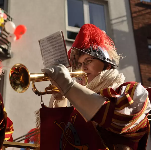 Trompetenspieler am Rosenmontagszug 2012