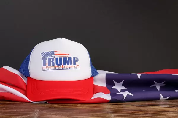 Trump trucker hat with American flag