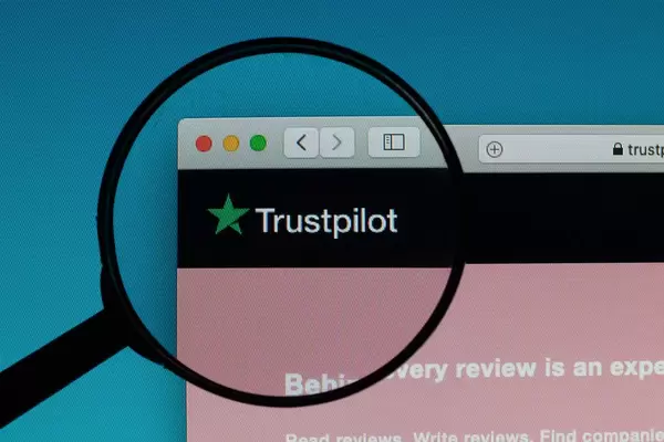 Trustpilot logo under magnifying glass