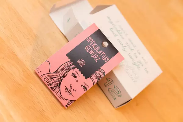 Tür 12: Spekulatius-Gewürz