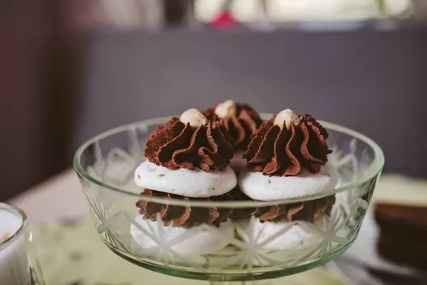 Turkish Beze or Meringues on glass bowl (Flip 2019)