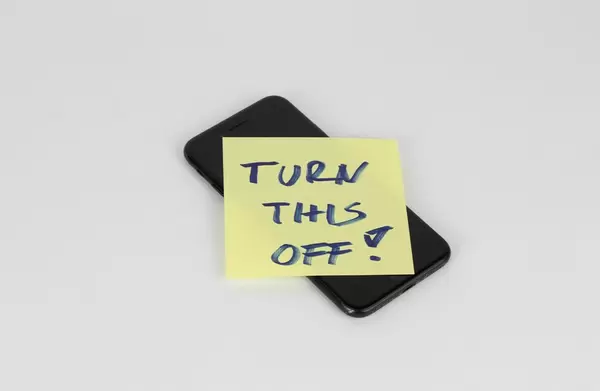 Turn this off note on cell phone