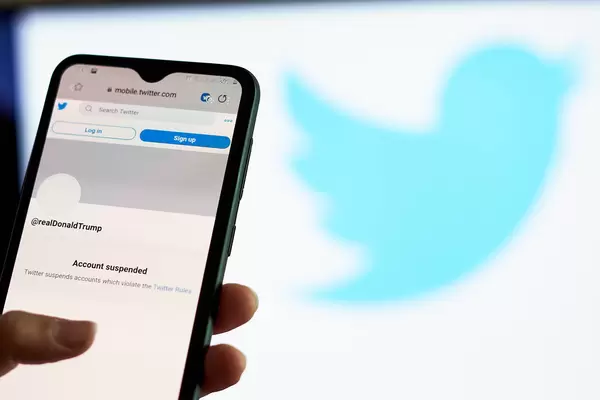 Twitter permanently bans Trump, capping online revolt