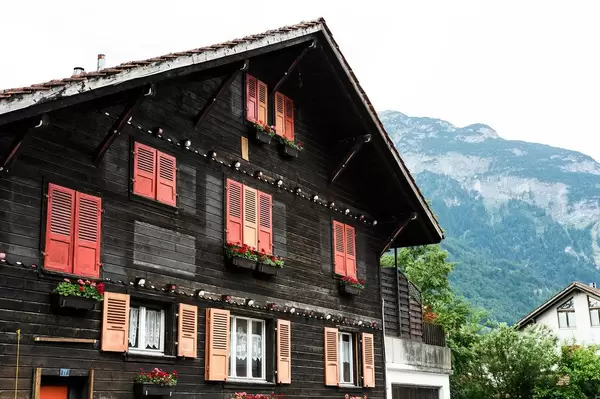 Typical Swiss home in the Alps (Flip 2019)
