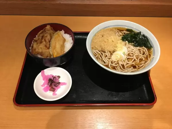 Udon-Nudeln mit Reis