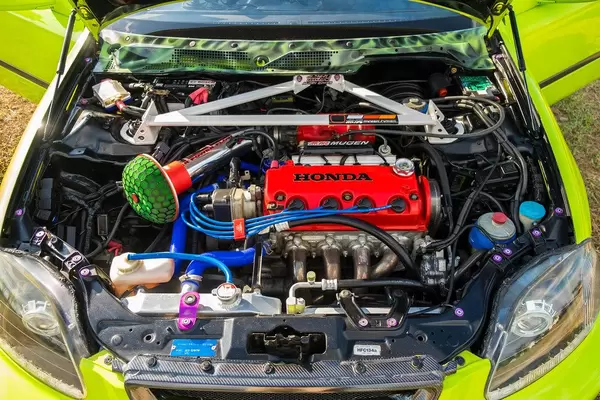 Upgraded engine of a honda civic