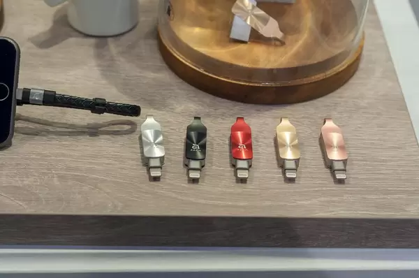 USB-Speichersticks ADAM elements iKlips DUO+