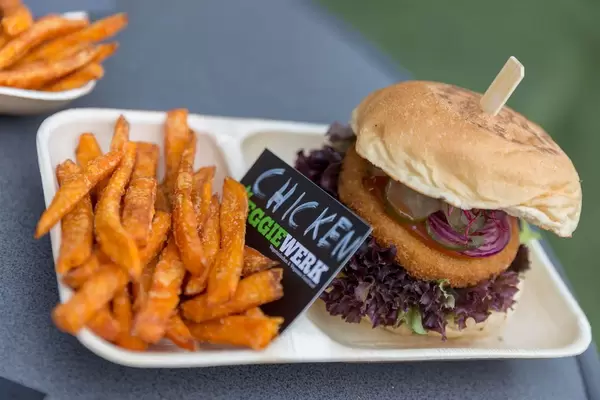 Veganer "Chicken" Burger von Veggiewerk