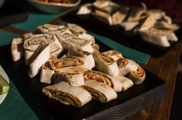 Vegetable Lavash With Carrots, Mayo And Meat
