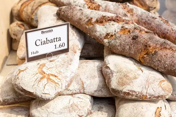 Verschiedene Ciabatta-Sorten