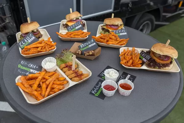 Verschiedene vegane Burger von Veggiewerk