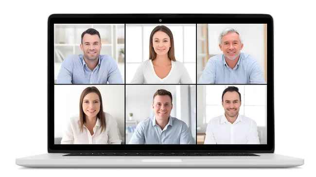 Videokonferenz mit Geschäftsteam auf Laptop