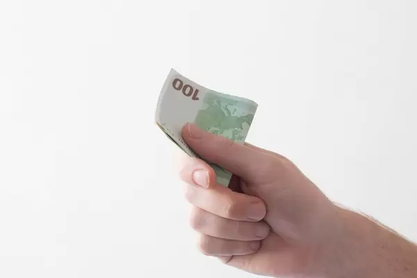 Viel Geld in der Hand