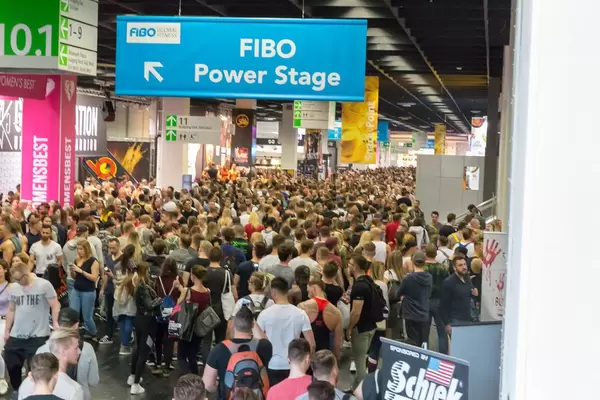 Viele Besucher bei der FIBO 2018
