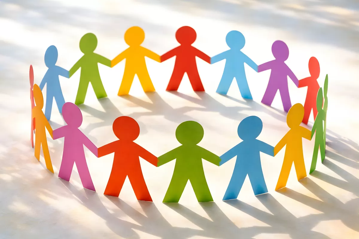 Vielfalt und Gemeinschaft in farbenprächtiger Symbolik