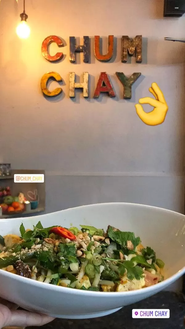 Vietnamesische Spezialität für Vegetarier mit Gemüse und Nudeln bei Chum Chay in Köln