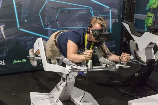 Virtual Reality Fitness Experience von ICAROS