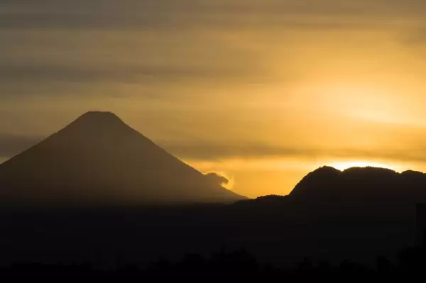 Volcan de Agua (famous volcano in Guatemala)