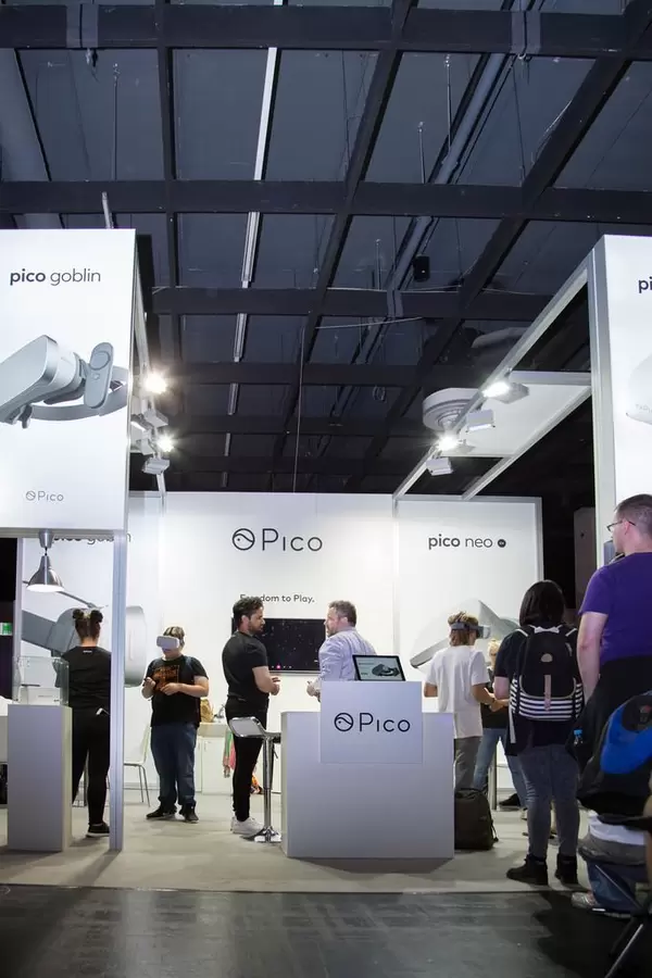 VR-Brillen Ausstellung Goblin und Neo von Pico