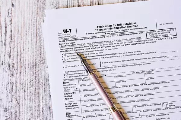 W-7 tax form