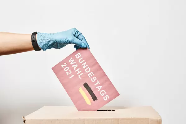 Wahlbrief Wahlschein zur Bundestagswahl 2021