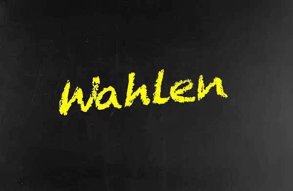 Wahlen Text auf Tafel