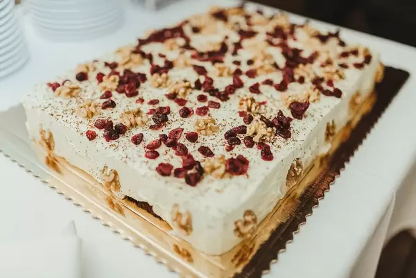 Walnut, Cranberry, Cheese Cake (Flip 2019)