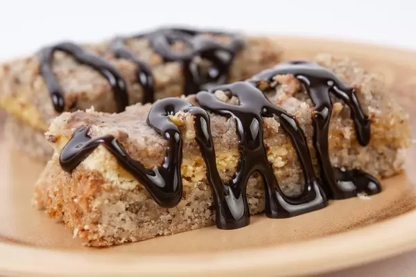 Walnuts Cream with Chocolate Topping cream (Flip 2019)