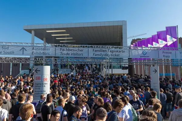 Warteschlangen vor der Gamescom