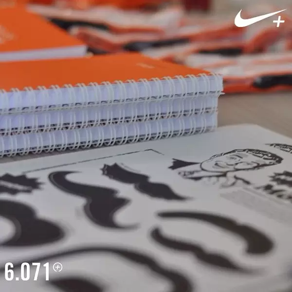 Was vom #tck13 übrig blieb:  @simyo Blöcke, Schnurrbärte und ein volles Fuel Band. #makeitcount