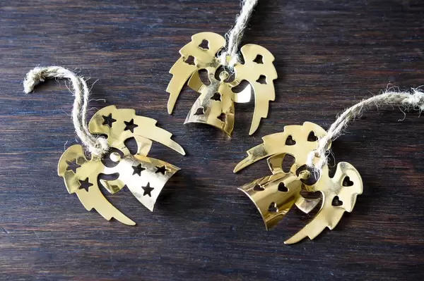 Weihnachtsbaumschmuck in Engel-Gestalt