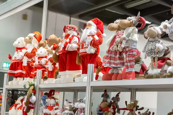 Weihnachtsmänner und Rentiere -  IAW Köln 2018