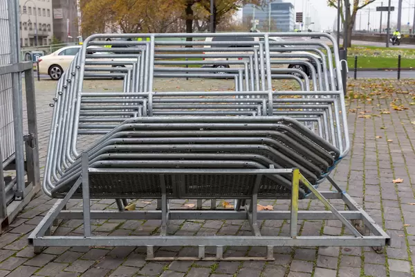 Wellenbrecher am Heumarkt (Köln): traditionelle Sessionseröffnung wegen Corona abgesagt