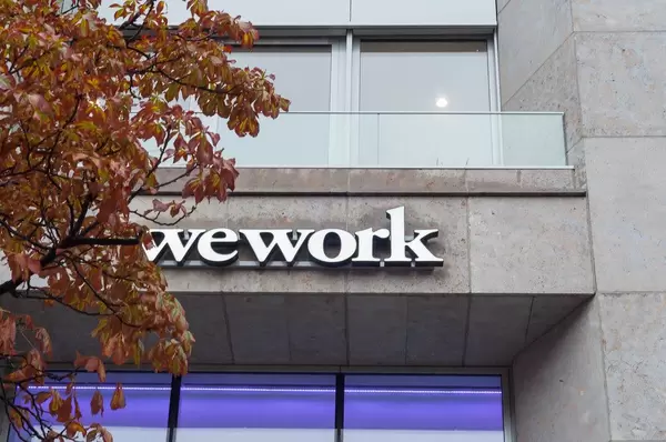 Wework Coworking Büro Außenfassade