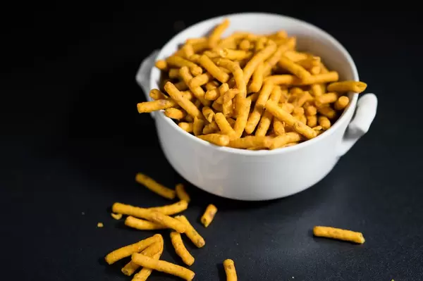 White bowl with stick chips