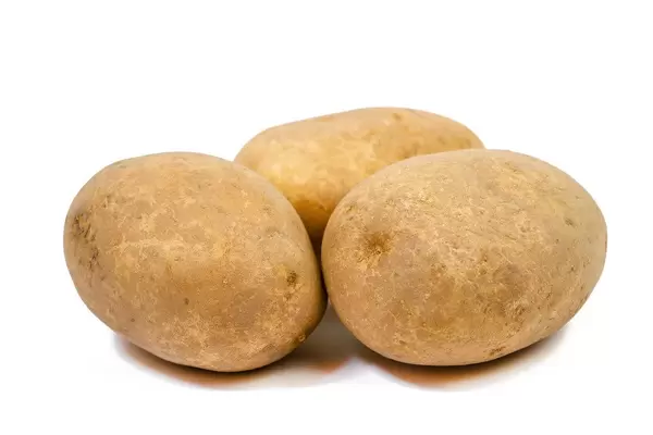 Whole Potatoes isolated on the white background (Flip 2019)
