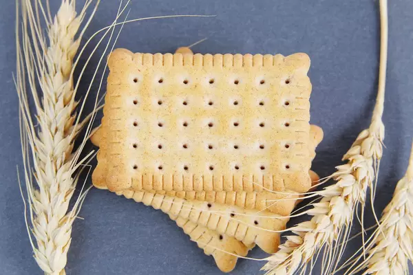 Whole wheat cookies, wheat ear (Flip 2019)