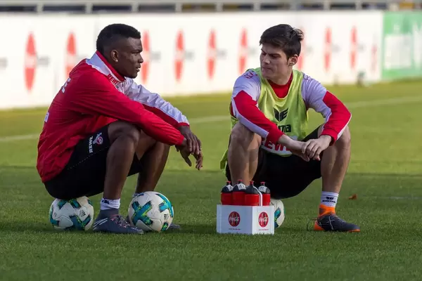 Wie motiviert sind Jhon Córdoba und Jorge Meré?