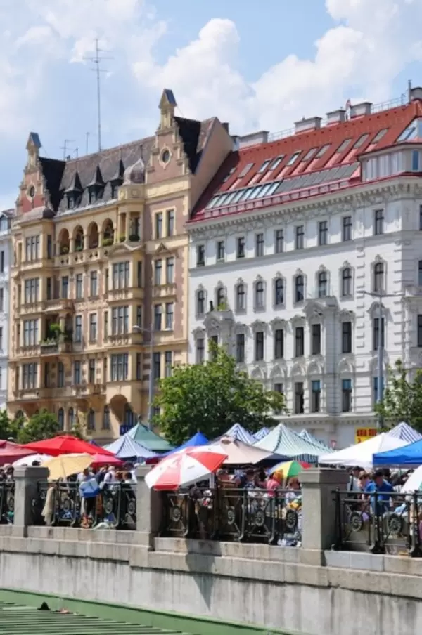 Wiener Naschmarkt