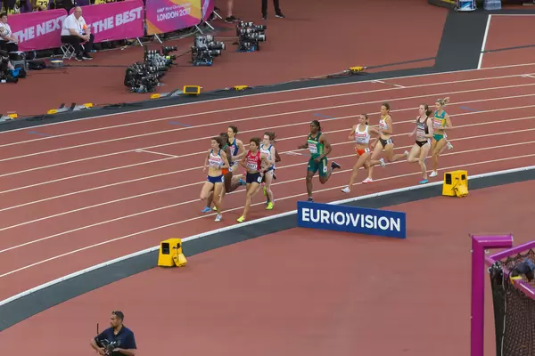 Women's 1500m Semi Final in London 2017
