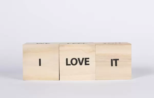 Wooden Blocks with the I love it text
