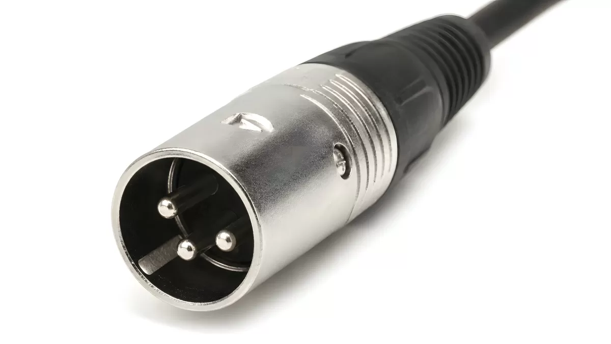 XLR-Stecker Nahaufnahme mit drei Kontaktstiften