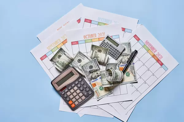 Yearly resolution for money management