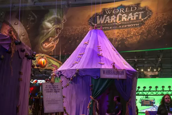 Zelt eines Wahrsagers aus World of WarCraft am Blizzard Messestand