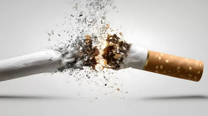 Zerbrochene Zigarette: Symbol für Rauchstopp
