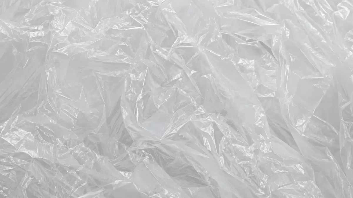 Zerknittertes transparentes Plastikfolie als Textur