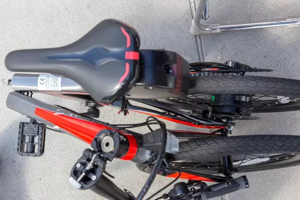 Zusammenklappbare Elektrofahrrad auf der E-Cologne Outdoormesse