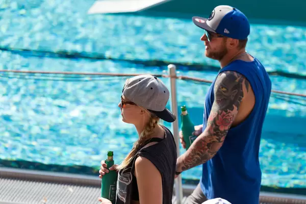 Zuschauer im Kölner Stadionbad