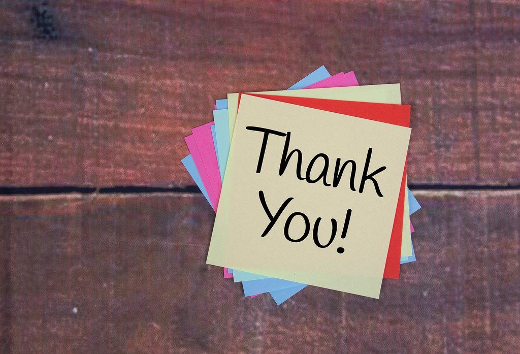 "Thank You!" - Dankeschön - Nachricht auf bunten Notizzetteln