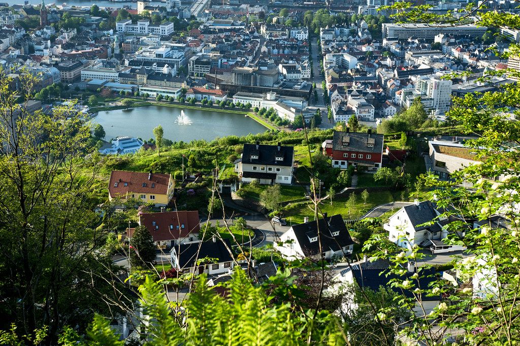 Aerial view of colorful houses and a fountain in Bergen, Norway (Flip 2019)
